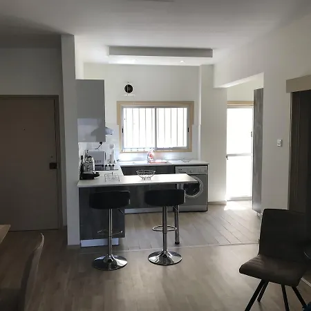 Karouana Two Bedroom Apartman